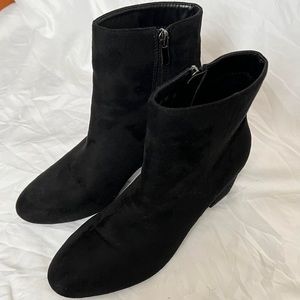 Black Sueded Ankle Boots